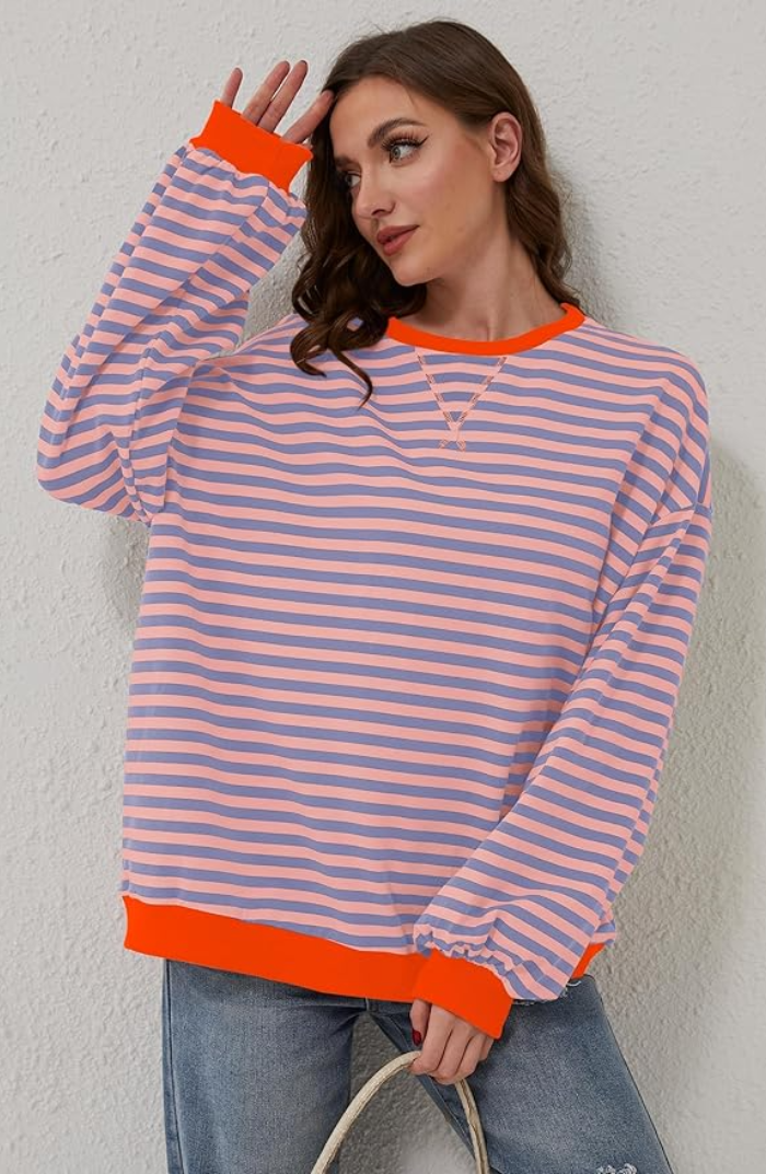 Gestreifter Damen Oversize-Pullover – Farbvielfalt & Gemütlichkeit vereint