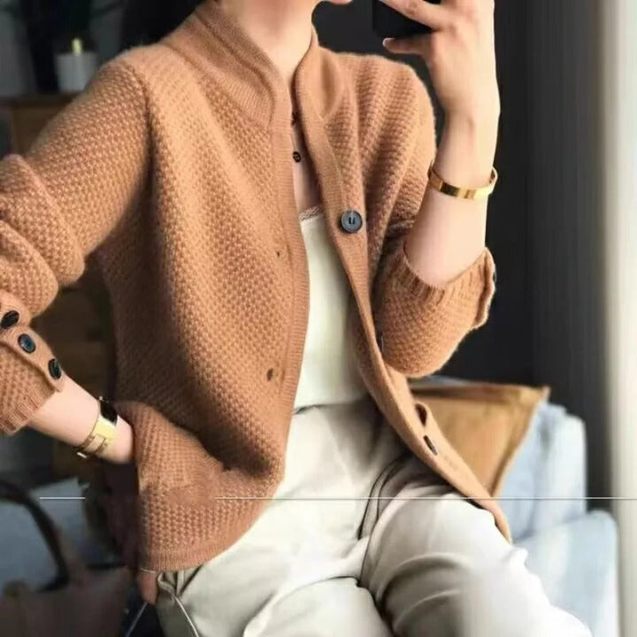 Women's Textured Knit Jacket – Warmth & Refined Style