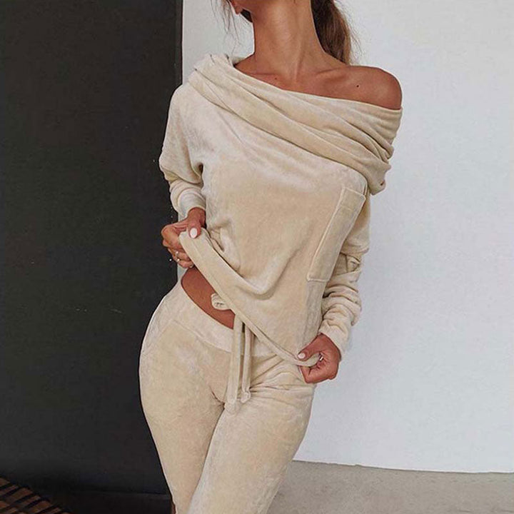 Women’s Velour Lounge Set – Off-Shoulder Cozy Chic
