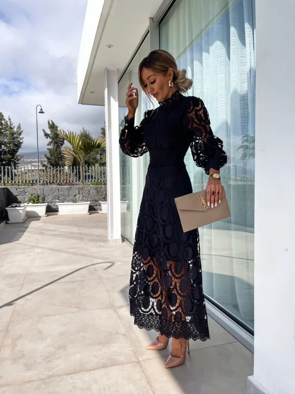 Lace Midi Dress – Timeless Elegance with Romantic Detail