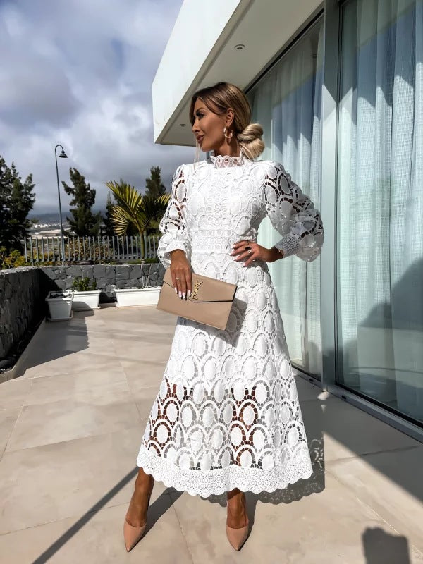 Lace Midi Dress – Timeless Elegance with Romantic Detail