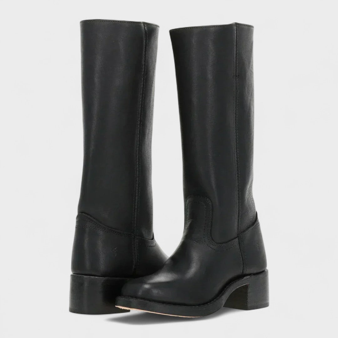 Knee-High Leather Boots – Timeless Style & Everyday Functionality
