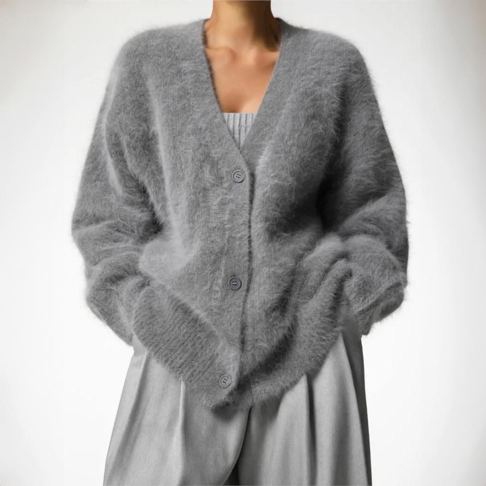 Women’s Cashmere Cardigan – Luxurious Comfort & Timeless Refinement