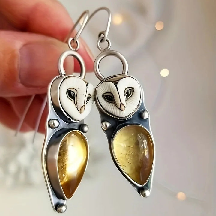 Boho Owl Earrings with Shimmering Gemstones – Magical Charm for Free Spirits