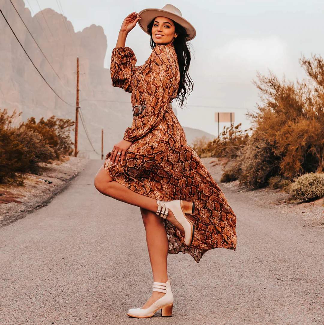 Women’s Vintage-Inspired Leather Heels – Classic Elegance with Modern Sophistication